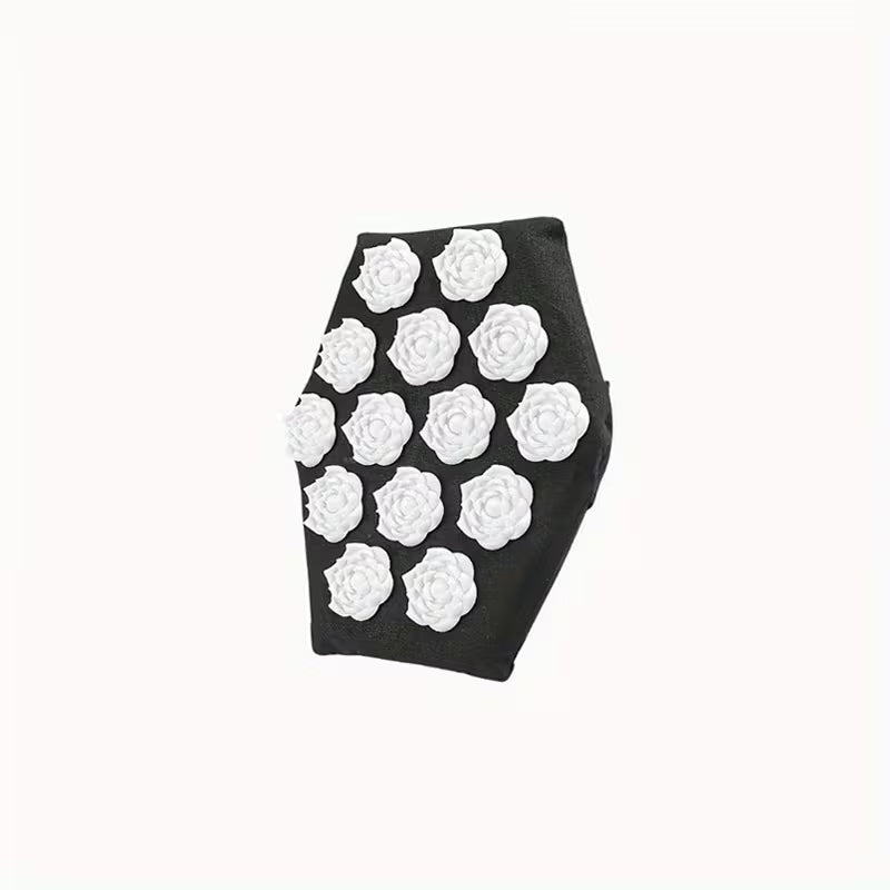 Rękawica do masażu – idealne uzupełnienie poduszki Intimo