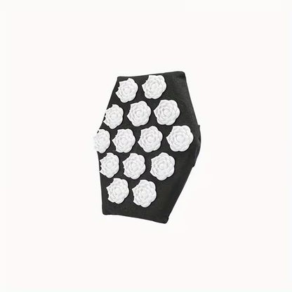 Rękawica do masażu – idealne uzupełnienie poduszki Intimo